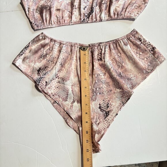 La Senza Two Piece Satin Sleep Set Pink Snake Print Size Medium - Picture 9 of 9